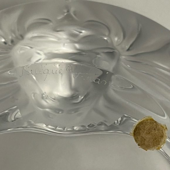 Lalique France Crystal Lion Head Ashtray - Picture 4 of 4